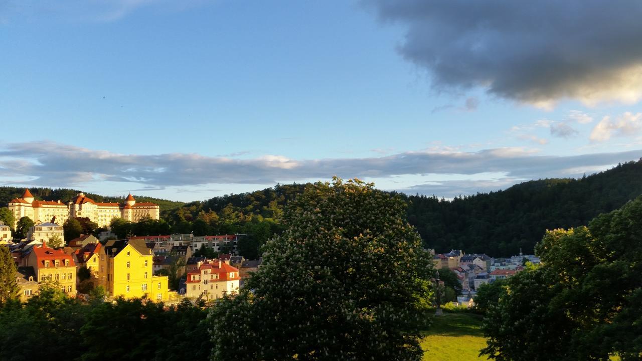 Penzion Valkoun-Lilienfeld Karlovy Vary Exterior foto